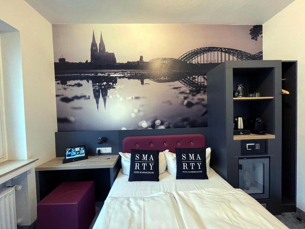 Smarty Dom - Boardinghouse - Kontaktloser Self Check-in 3* Köln